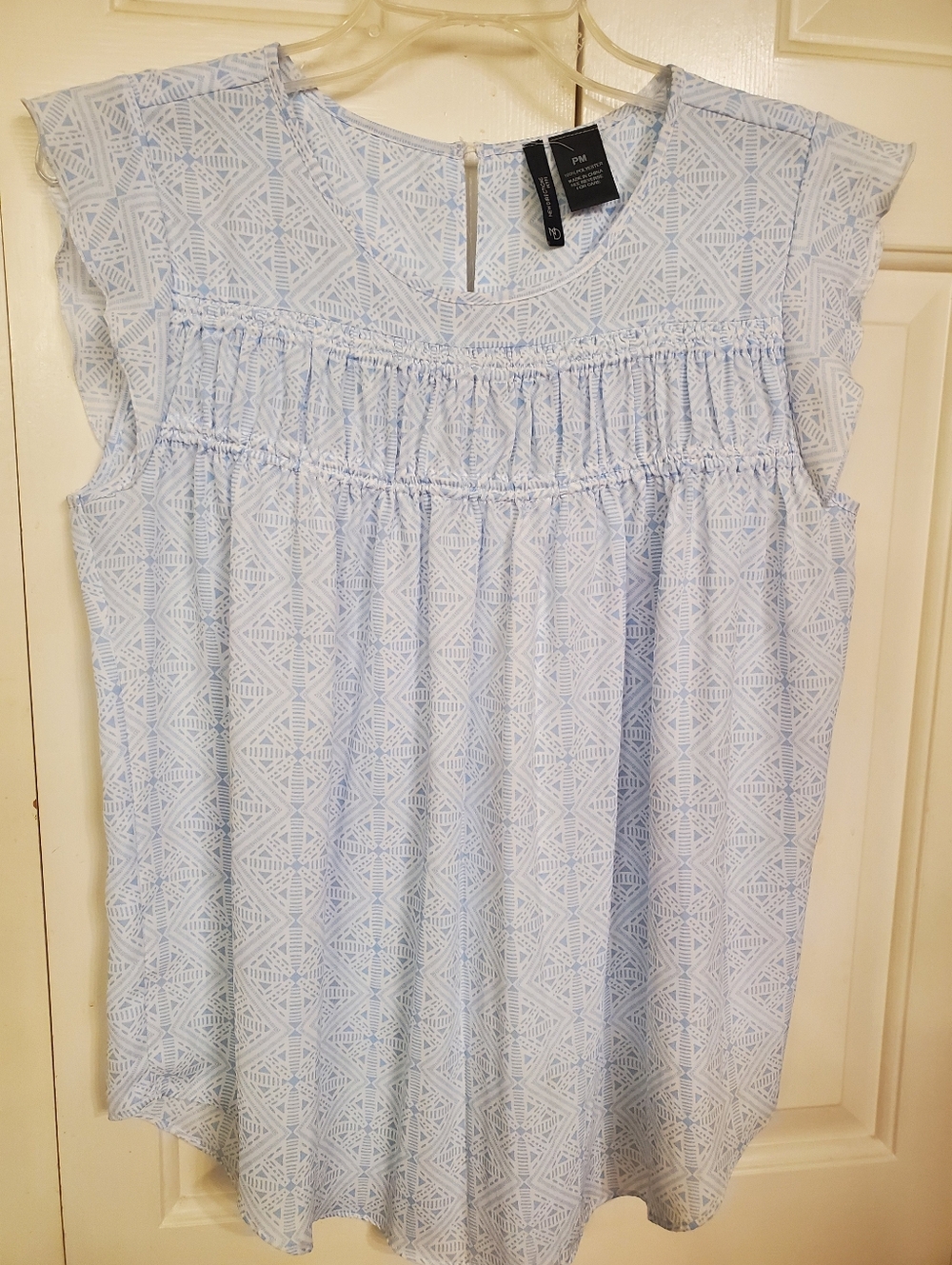 Light Blue Flowy Geometric Cap-Sleeve Women's Top